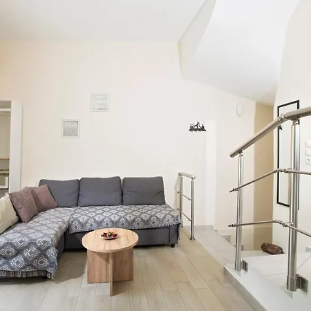 Mary's Maisonette דירה העיירה קוס