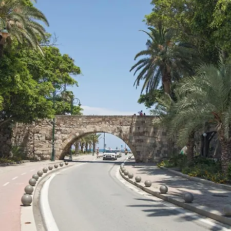 Mary's Maisonette Daire İstanköy